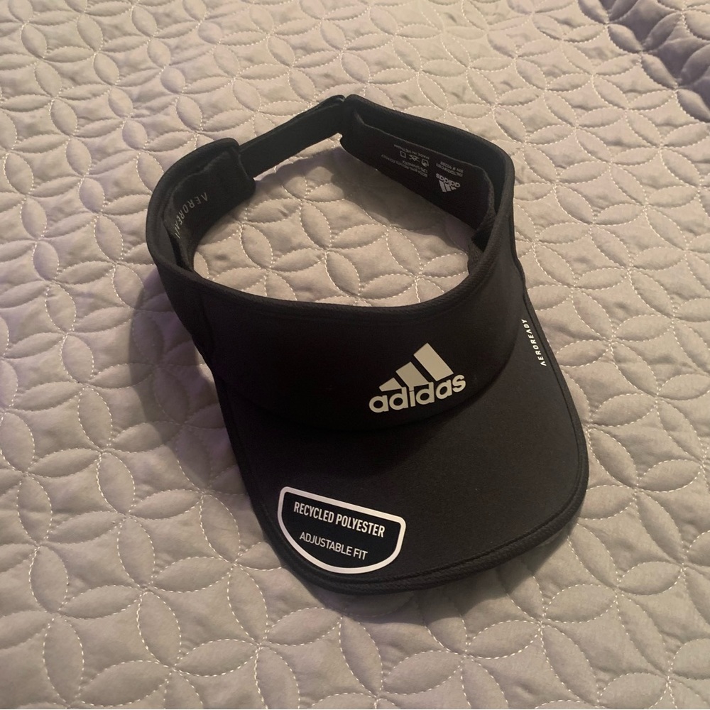 Adidas visor